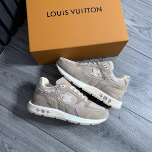 Louis Vuitton Run Away Beige