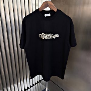 Off-White T-Shirt Zwart Beige