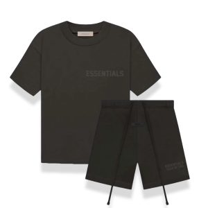 ESSENTIALS Off BLACK Setje