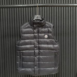 Moncler Dons Bodywarmer
