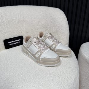Louis Vuitton Trainer Beige