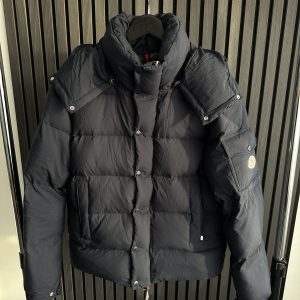 Moncler VEZERE SHORT DOWN JACKET Donker Blauw