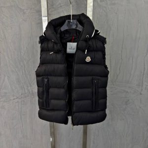 Moncler Cardamine Hooded Down Gilet Black Bodywarmer